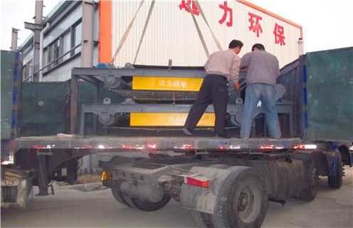 皮帶除鐵器，福建煤礦皮帶除鐵器_安裝方法_福建煤礦皮帶除鐵器類(lèi)型_工作原理及作用_福建煤礦皮帶除鐵器廠(chǎng)家