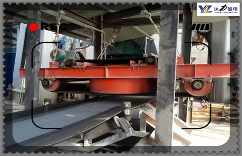 自卸式電磁除鐵器，新疆自冷自卸式電磁除鐵器_技術參數_新疆自冷自卸式電磁除鐵器工作原理_國家標準生產廠家 