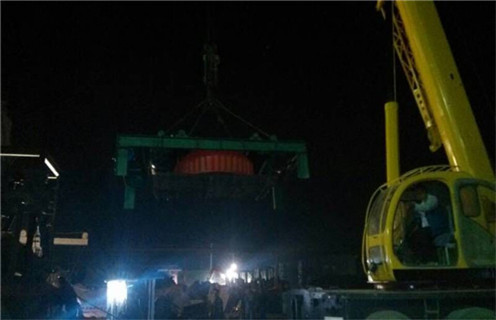 油冷電磁自卸除鐵器，湖南油冷自卸式電磁除鐵器工作視頻_國家標準_湖南油冷自卸式電磁除鐵器廠家訂做配電箱型號 